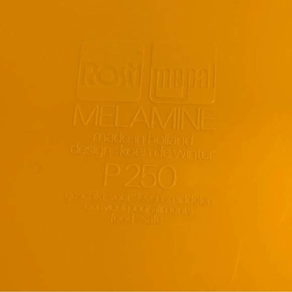 Vintage Rosti Mepal 1970’s set of melamine 7 dinner plates in yellow and orange - Picture 2 of 16